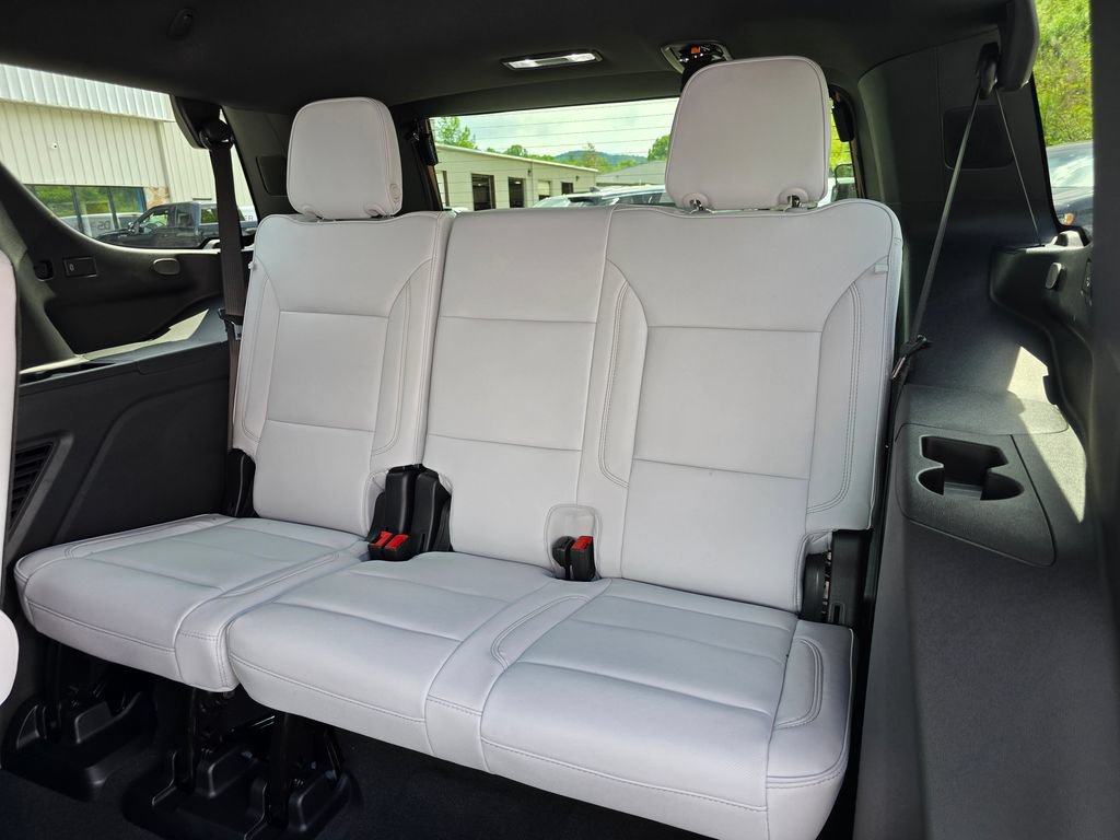 New 2026 Chevrolet Tahoe Premier w/ Sun And Tow Package AWD/4WD image 11