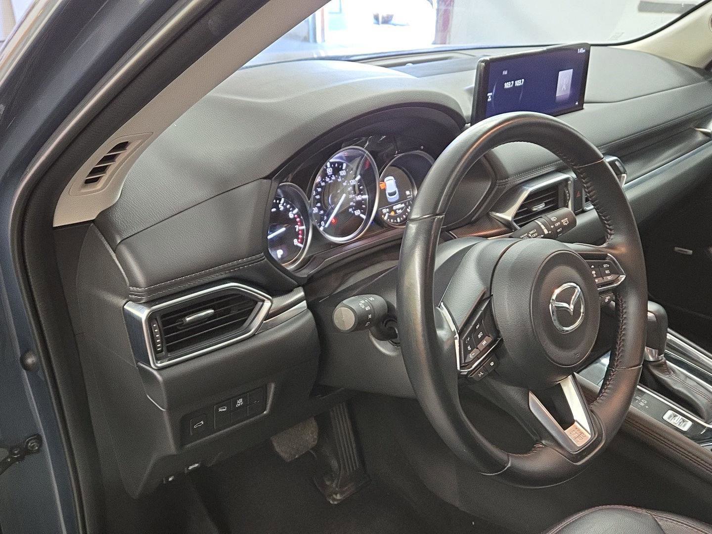 Used 2024 MAZDA CX-5 Carbon Edition image 5