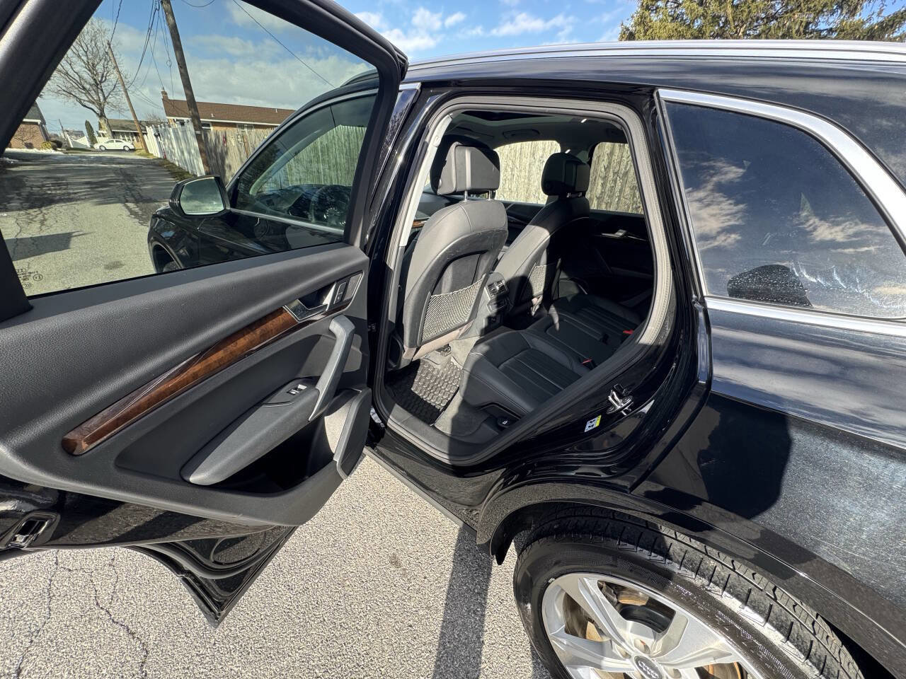 Used 2020 Audi Q5 2.0T Premium w/ Convenience Package image 11