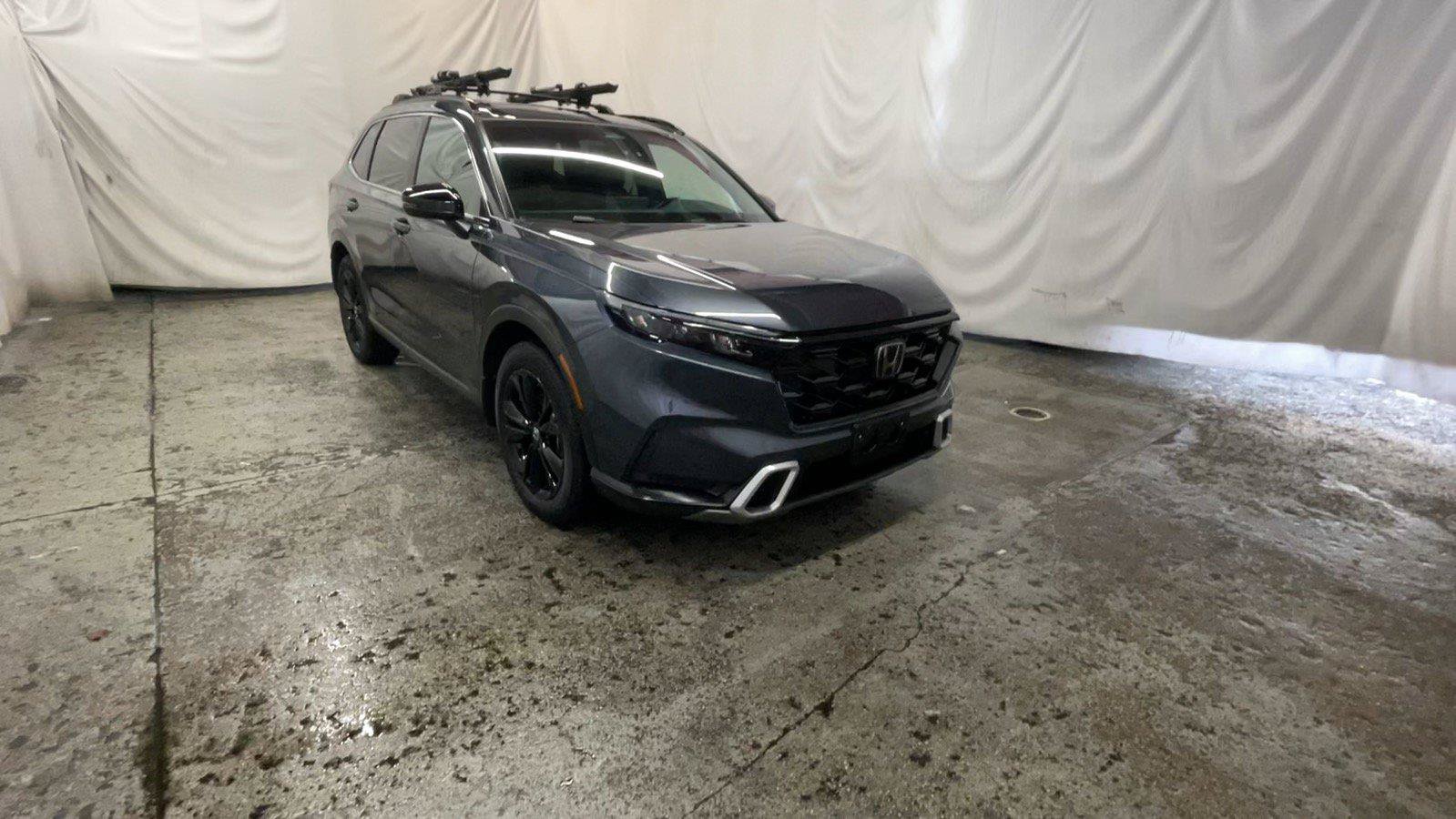 Used 2024 Honda CR-V Sport Touring image 1