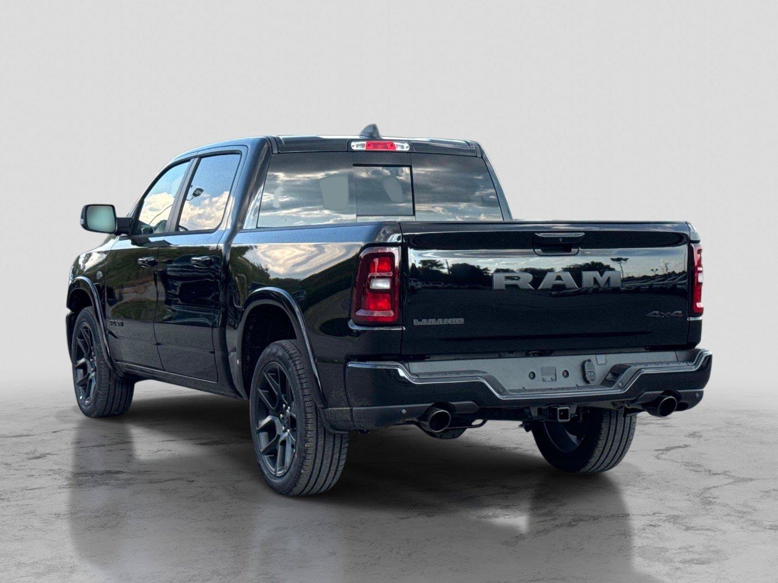 New 2027 RAM 1500 Laramie w/ Night Edition AWD/4WD image 7