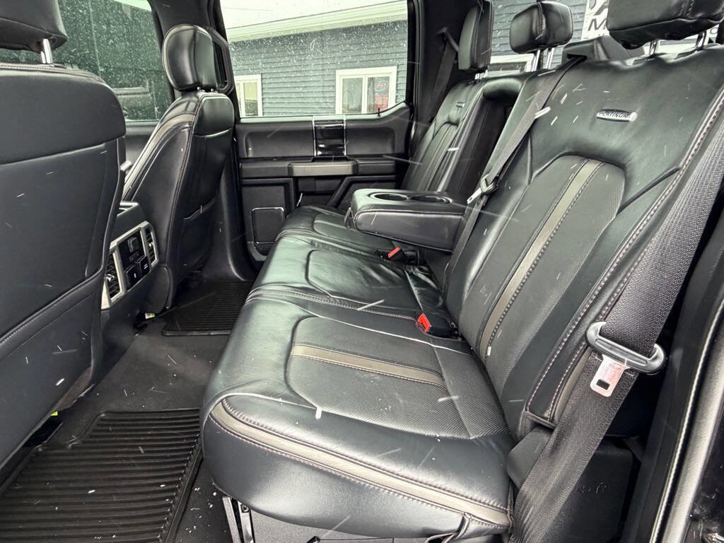 Used 2022 Ford F450 Platinum w/ FX4 Off-Road Package image 43
