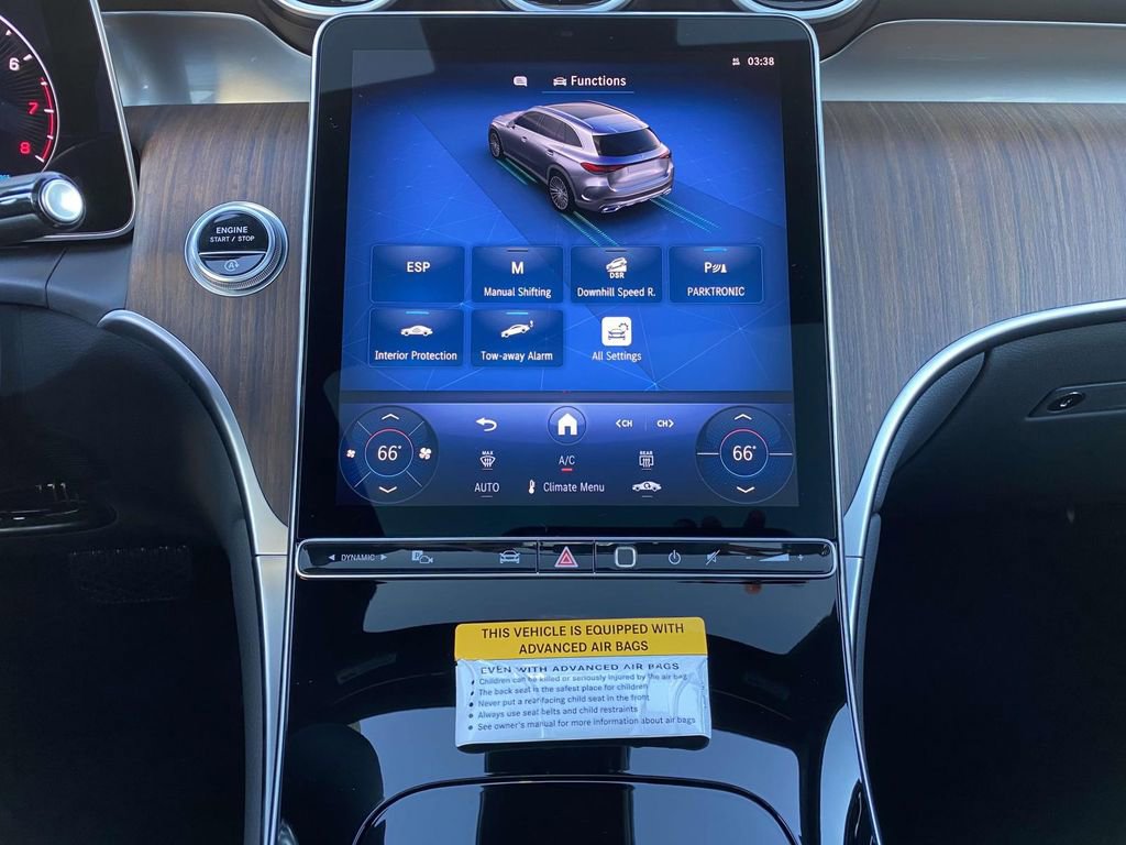 Certified 2025 Mercedes-Benz GLC 300 4MATIC image 27