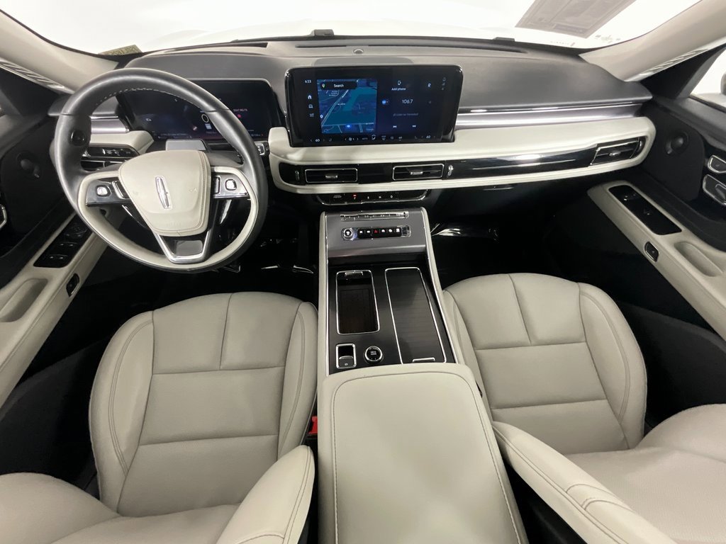 Used 2025 Lincoln Aviator 2WD w/ Equipment Group 101A image 10