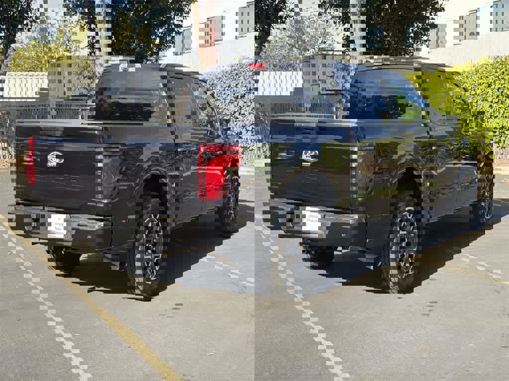 Used 2024 Ford F150 STX image 6