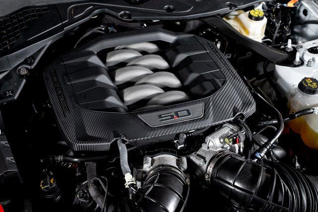 Used 2024 Ford Mustang GT Premium image 11