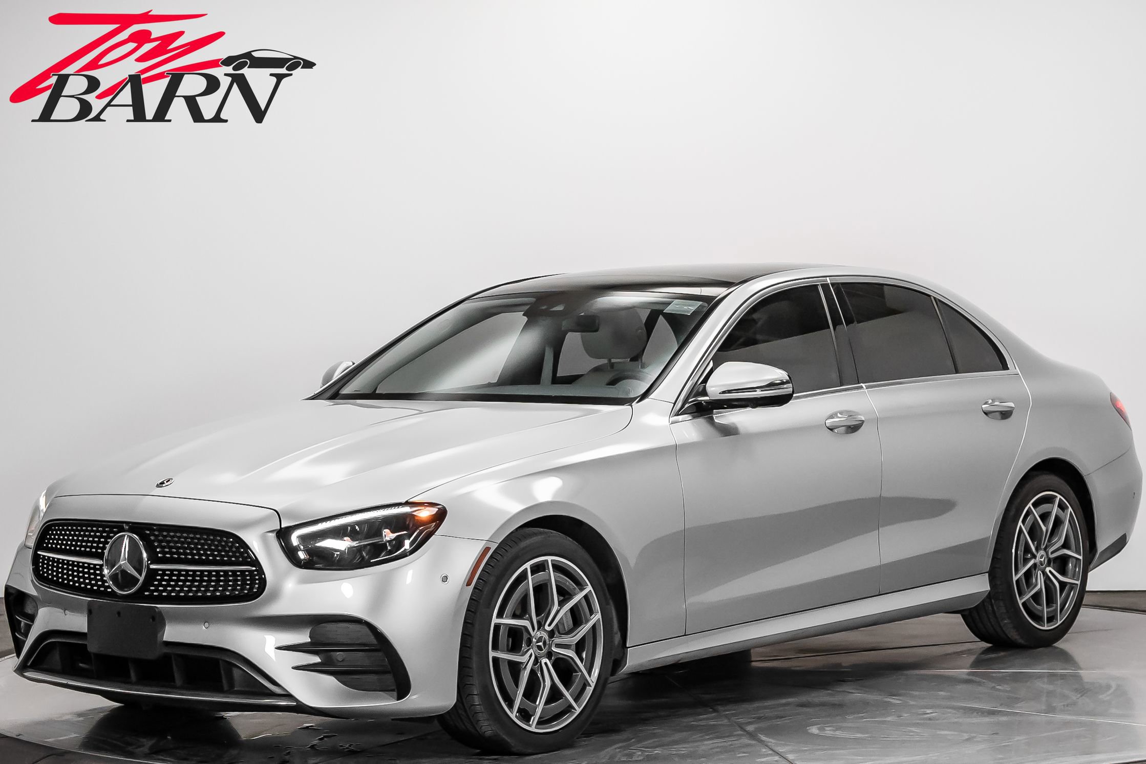 Used 2022 Mercedes-Benz E 450 4MATIC Sedan image 1