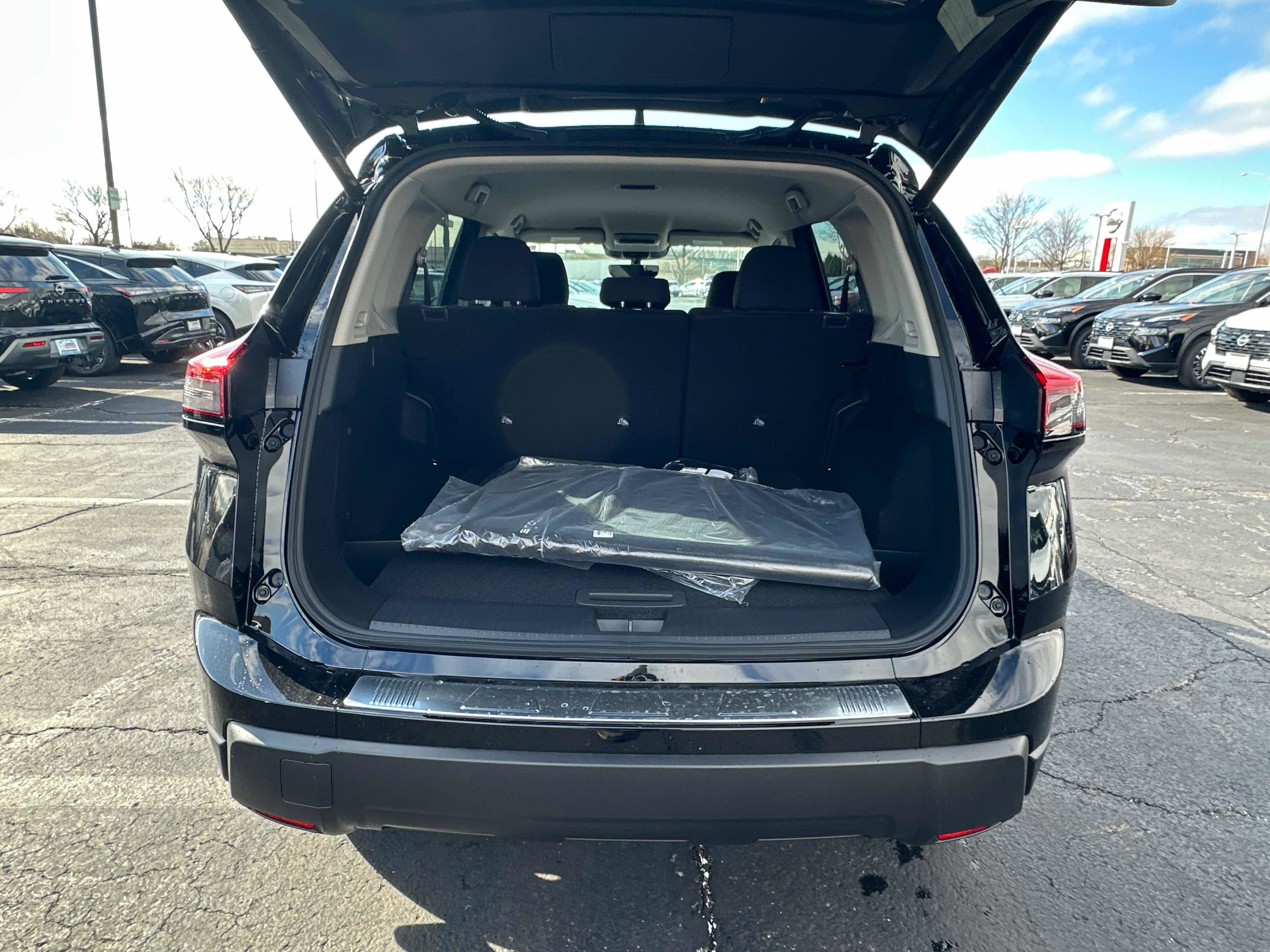 New 2026 Nissan Rogue SV AWD/4WD image 14