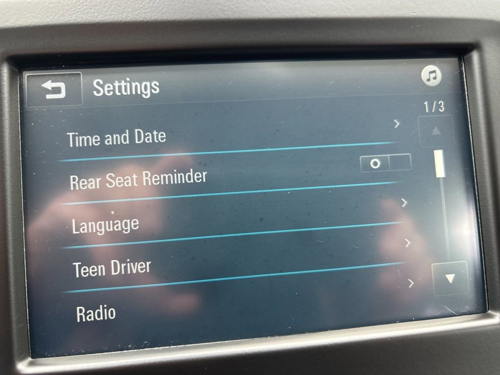 Used 2018 Chevrolet Equinox LT image 36