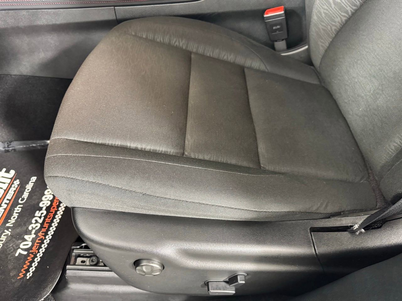 Used 2025 Dodge Durango GT AWD/4WD image 11