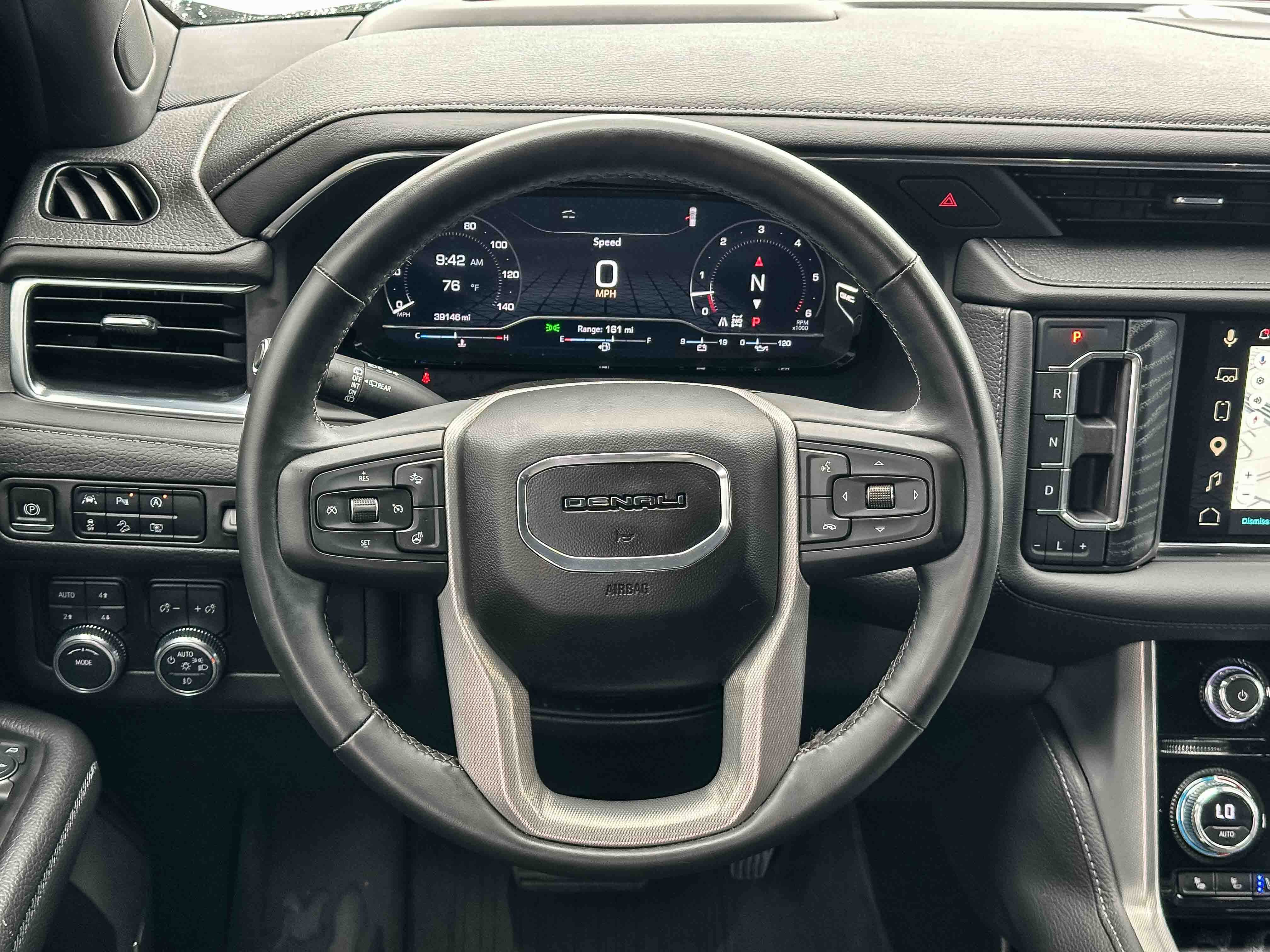 Used 2023 GMC Yukon Denali AWD/4WD image 23