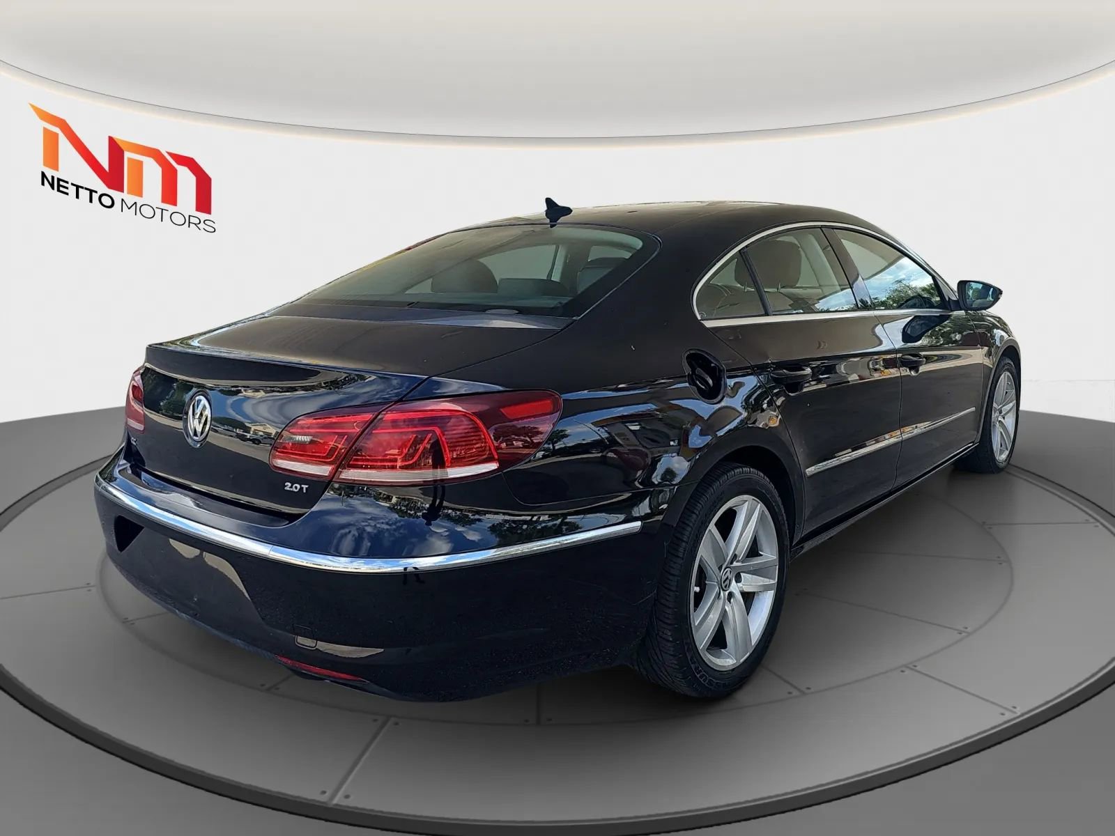 Used 2013 Volkswagen CC Sport image 5
