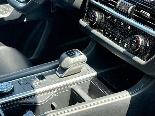 Used 2023 Nissan Pathfinder SL w/ SL Premium Package AWD/4WD image 14