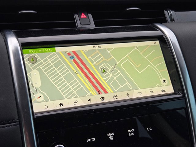 Used 2020 Land Rover Discovery Sport S image 13