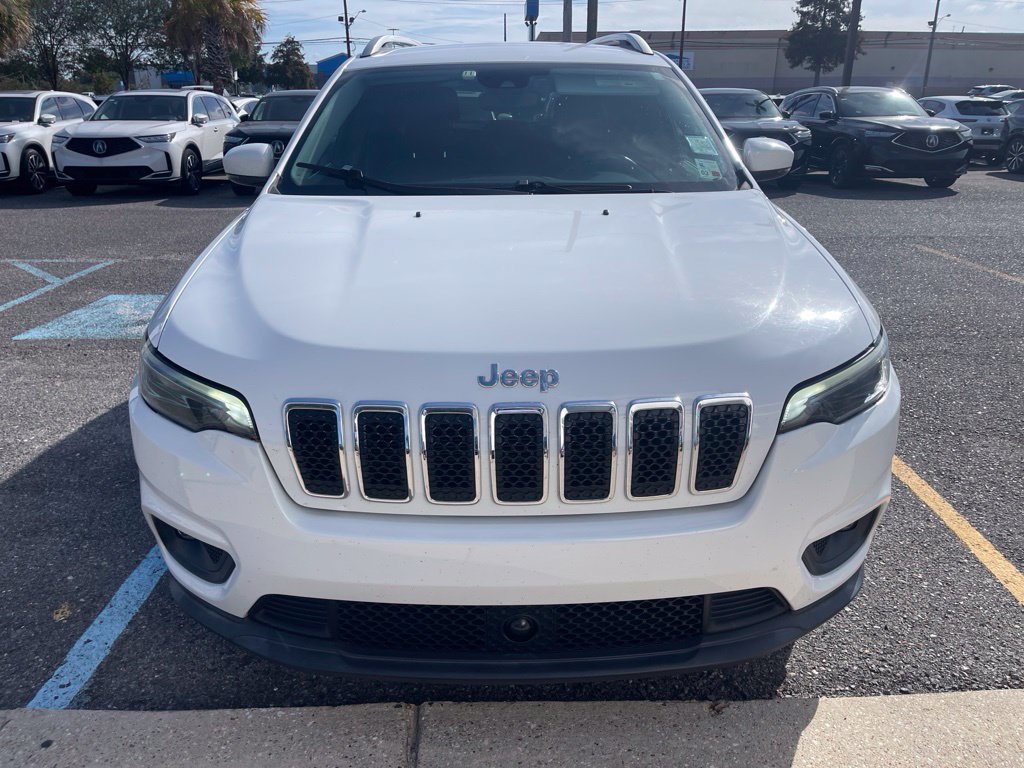 Used 2021 Jeep Cherokee Latitude Plus FWD image 2