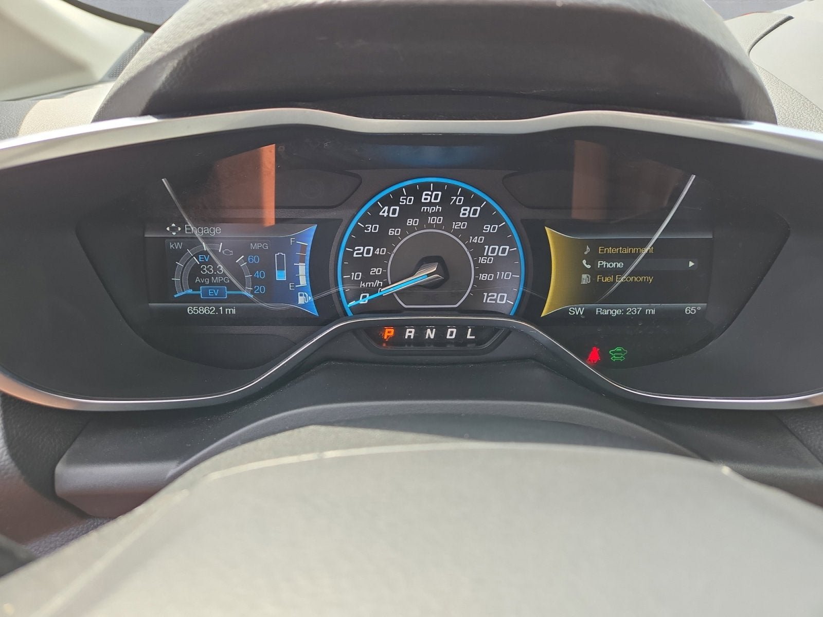 Used 2017 Ford C-MAX Energi SE w/ Equipment Group 401A FWD image 16