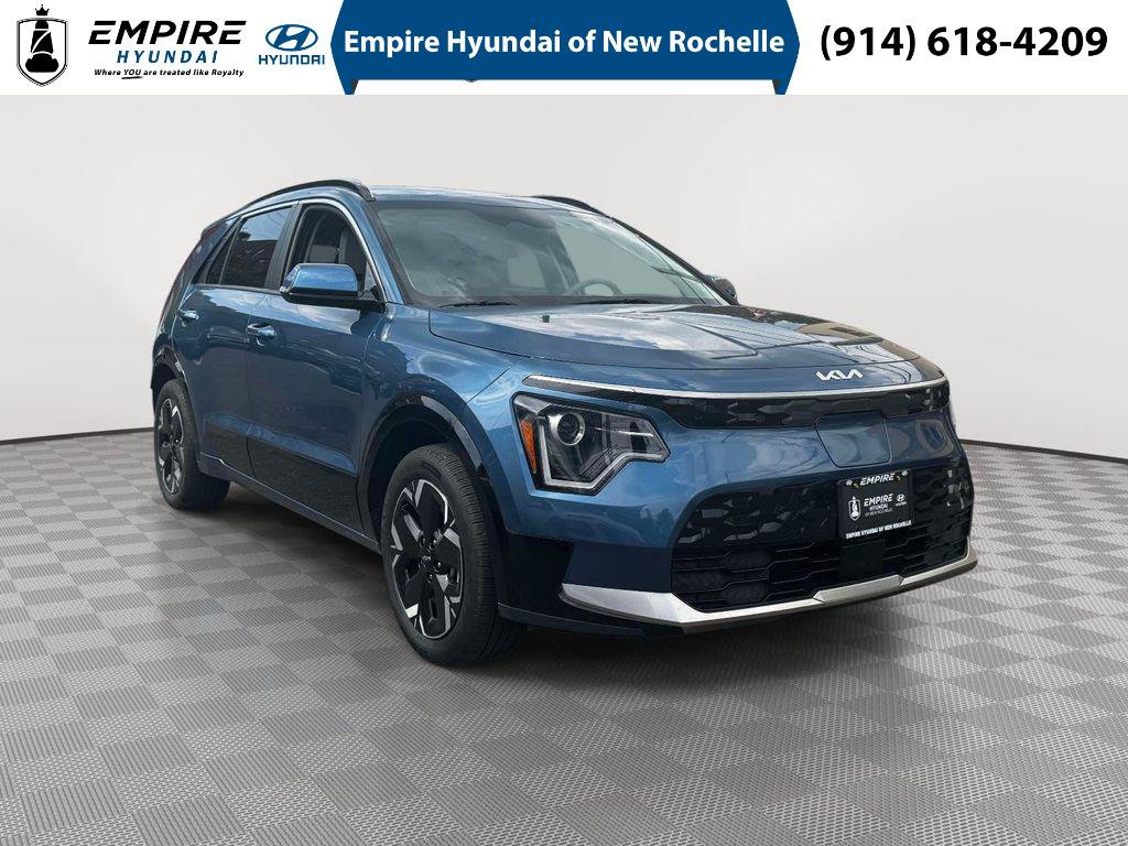 Used 2023 Kia Niro Wind w/ Wind Preserve Package FWD image 1