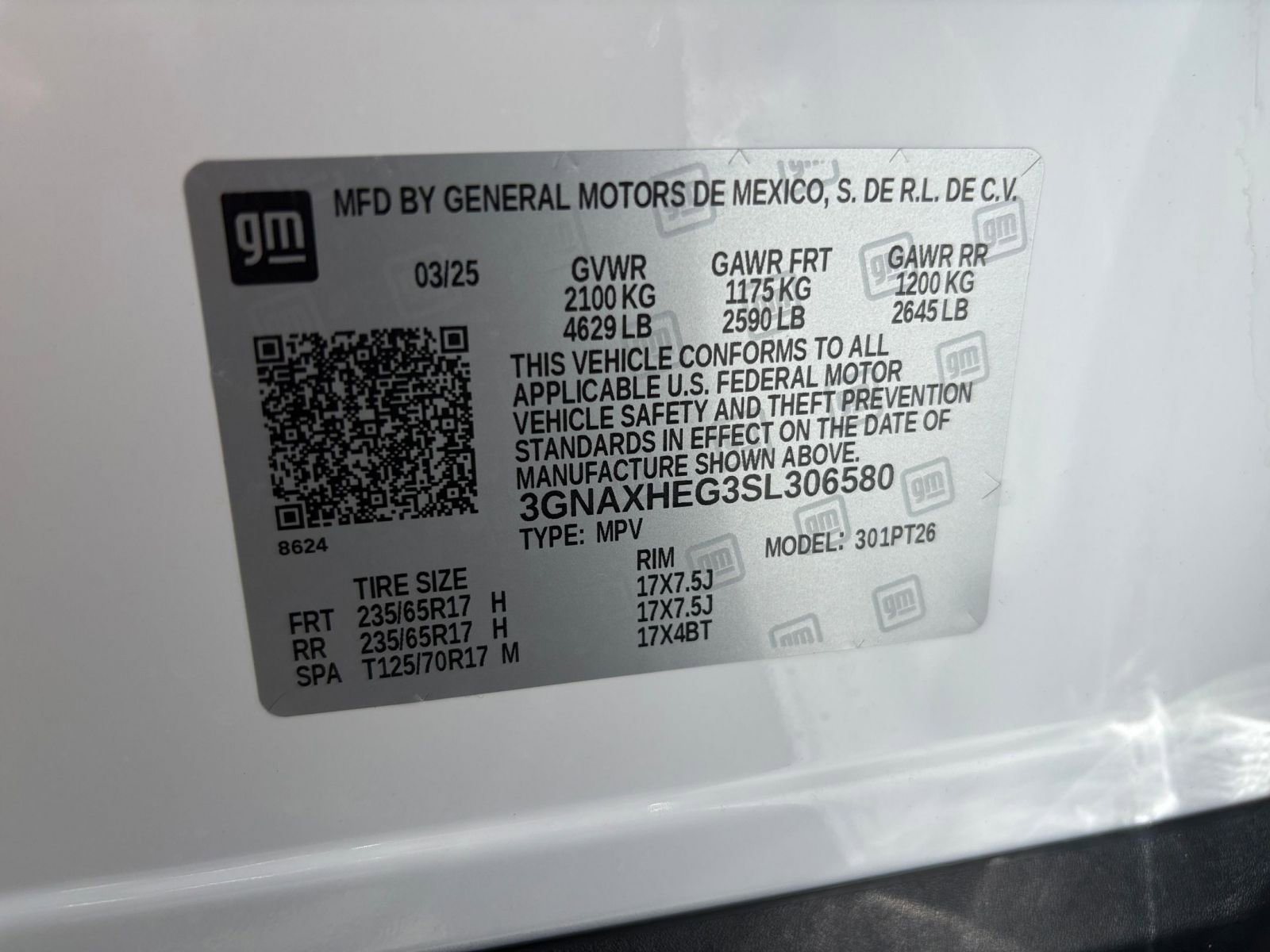Used 2025 Chevrolet Equinox LT FWD image 30