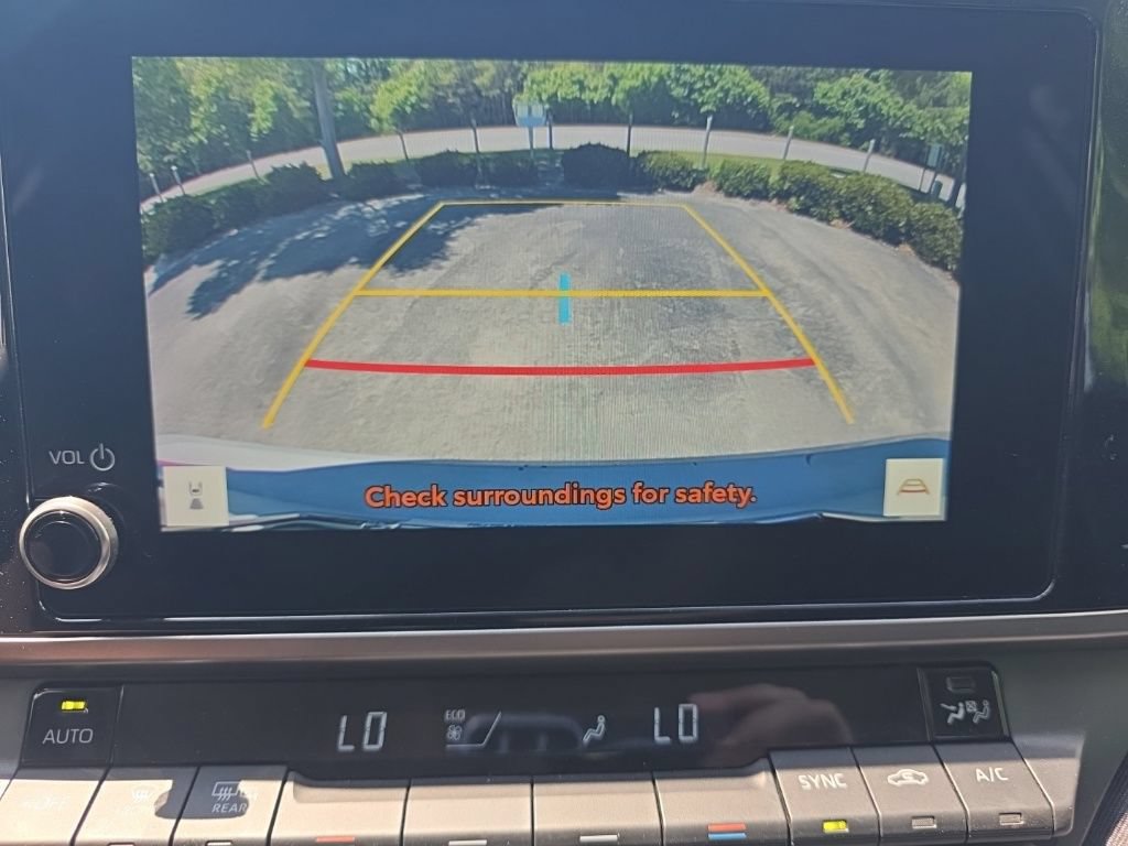 Used 2026 Toyota Camry LE FWD image 32