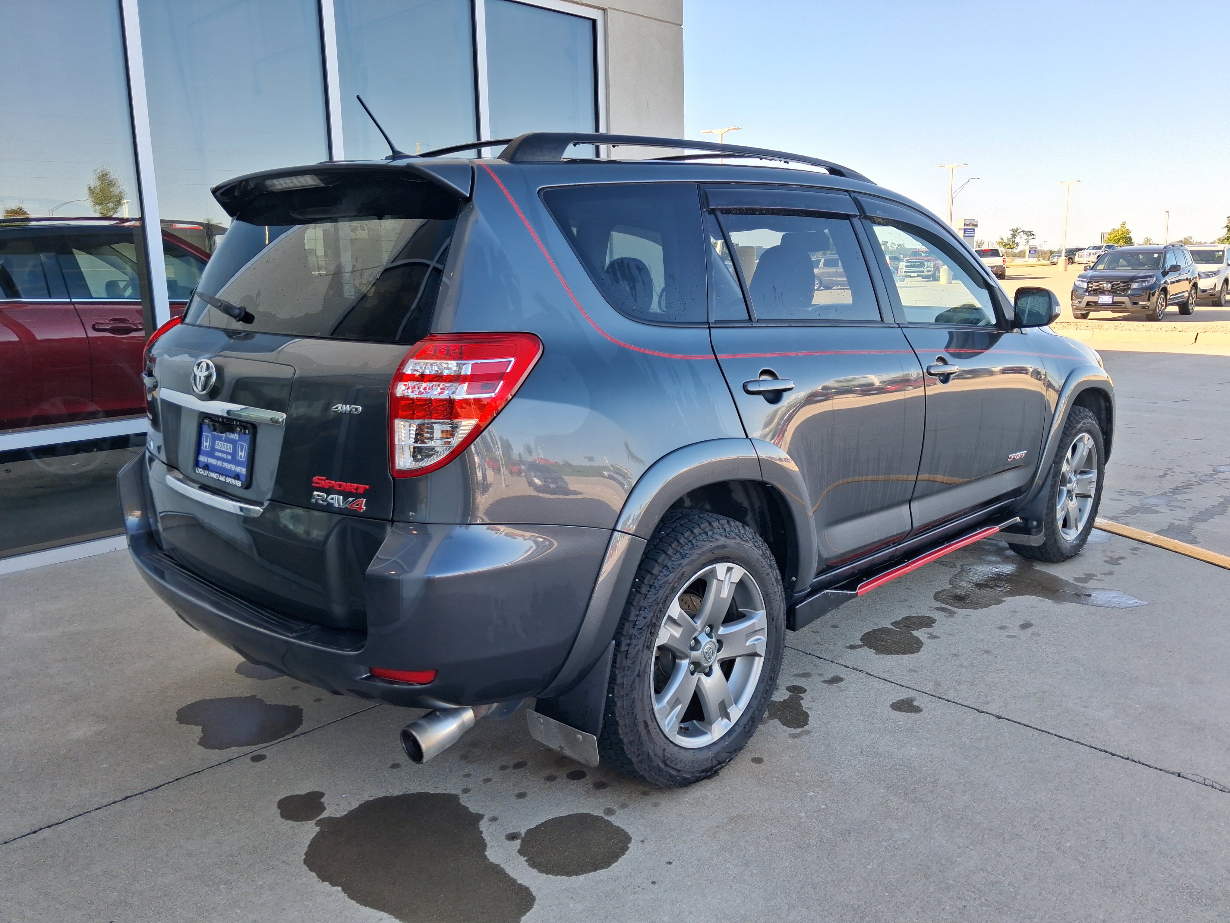Used 2009 Toyota RAV4 Sport w/ Sport Appearance Pkg AWD/4WD image 7