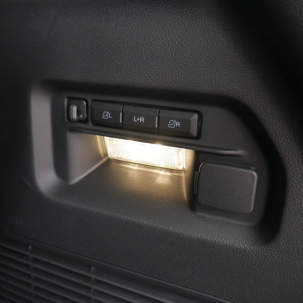 New 2026 Ford Explorer ST w/ Sun And Sound Package image 19