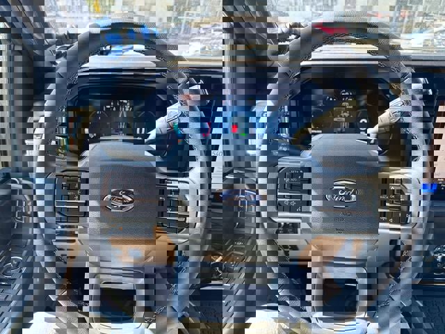 New 2026 Ford F250 Lariat w/ Black Appearance Package image 14