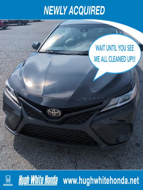Used 2018 Toyota Camry SE image 1