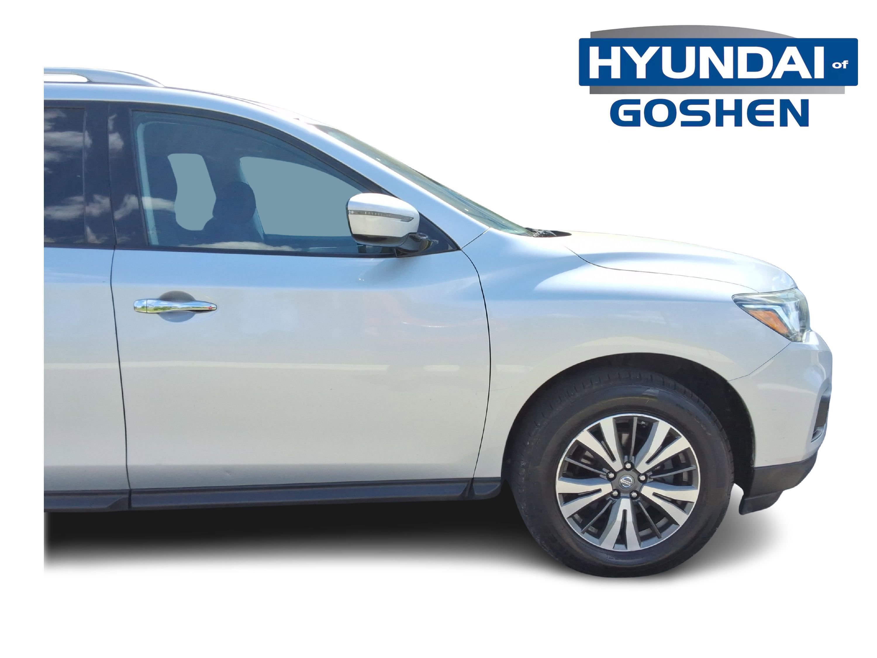 Used 2017 Nissan Pathfinder SV AWD/4WD image 10
