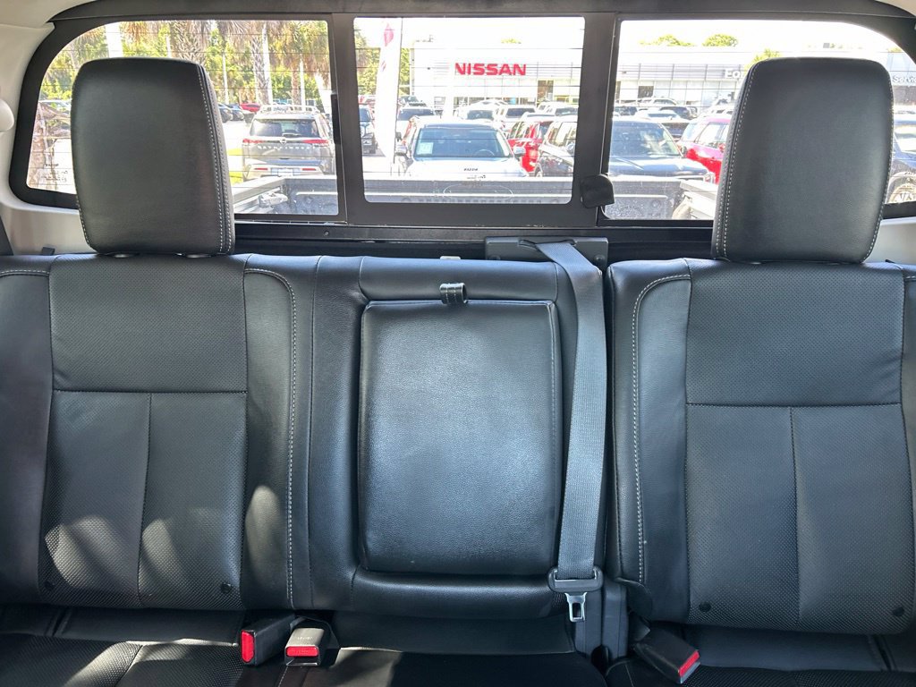 Used 2021 Nissan Titan SV w/ SV Convenience Package AWD/4WD image 14