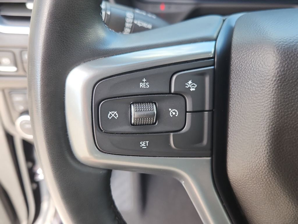 Used 2024 Chevrolet Suburban LT AWD/4WD image 21