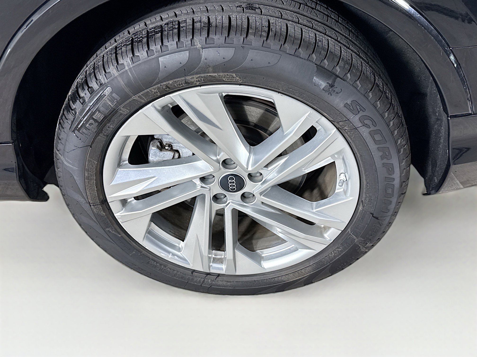Used 2024 Audi Q7 3.0T Premium Plus AWD/4WD image 40