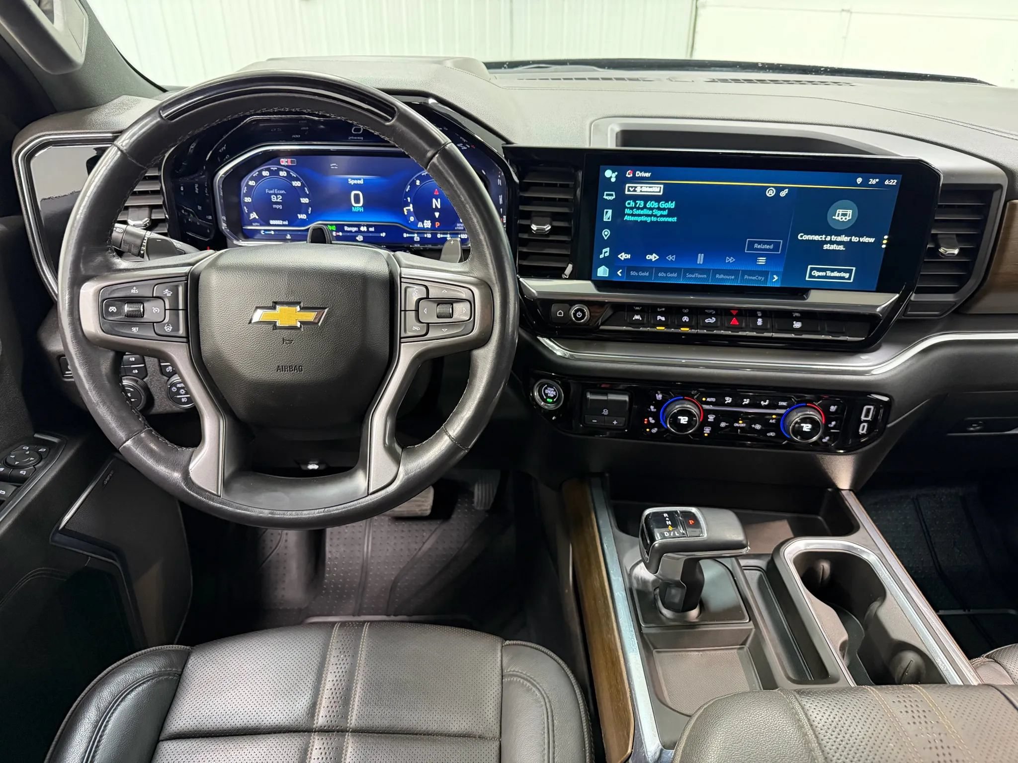 Used 2024 Chevrolet Silverado 1500 High Country w/ High Country Premium Package AWD/4WD image 19