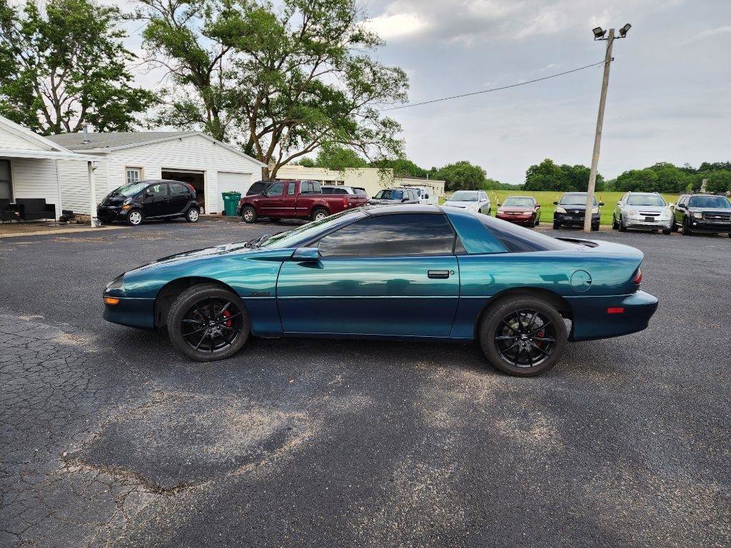 Used 1997 Chevrolet Camaro Z28 w/ Preferred Equipment Group 2 RWD image 8