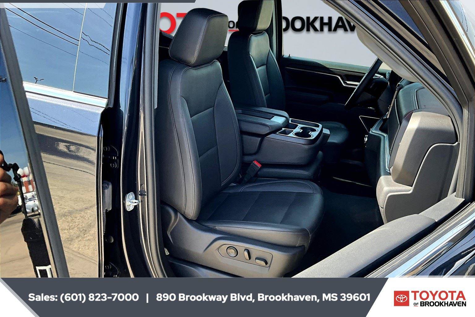 Used 2024 GMC Sierra 1500 SLT AWD/4WD image 6