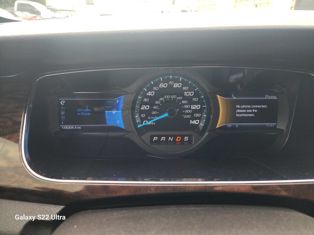 Used 2013 Ford Taurus Limited FWD image 16