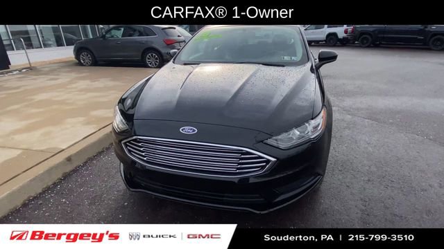 Used 2018 Ford Fusion SE w/ Fusion SE Technology Package image 3