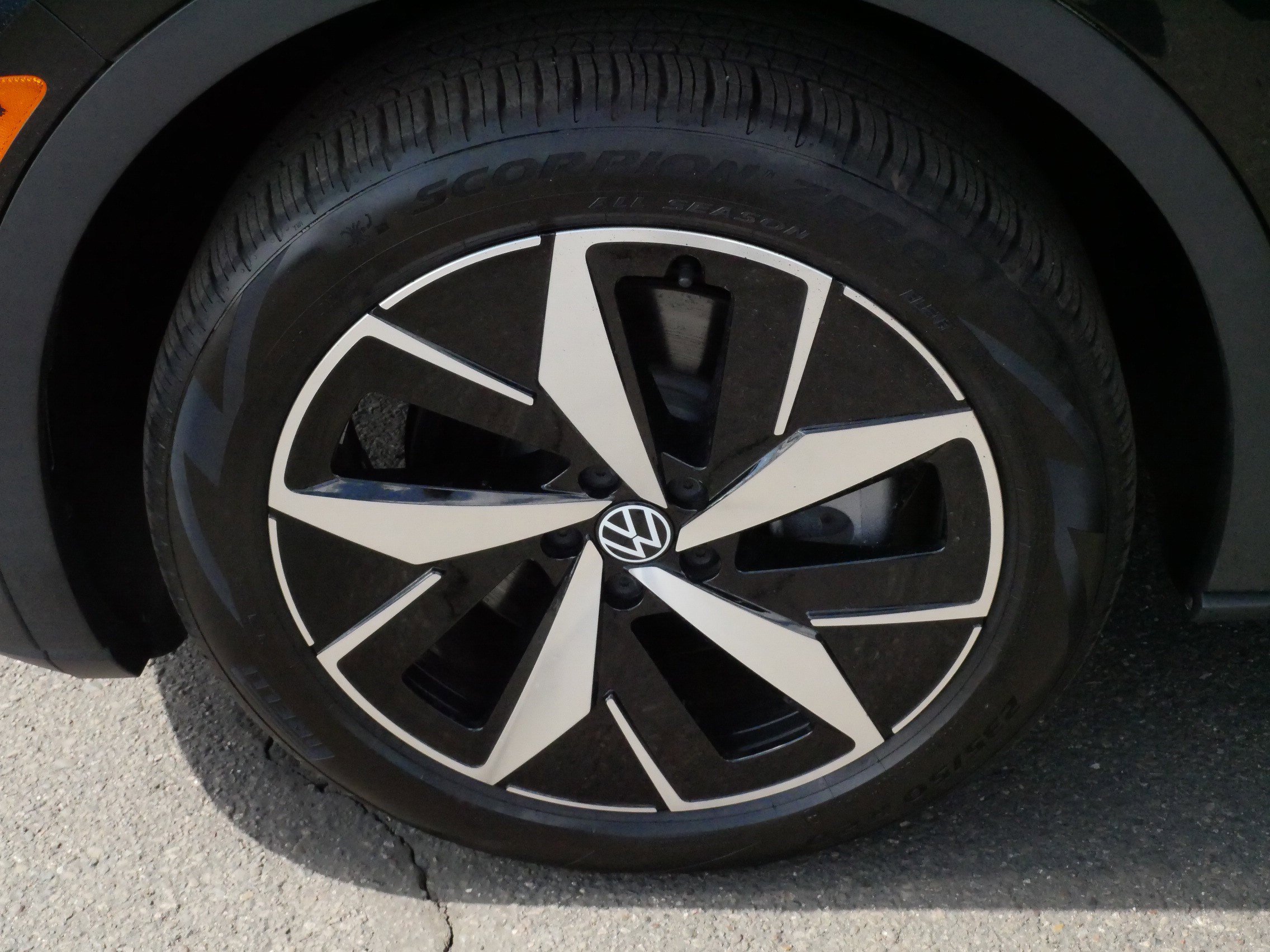 Certified 2023 Volkswagen ID.4 Pro S image 15