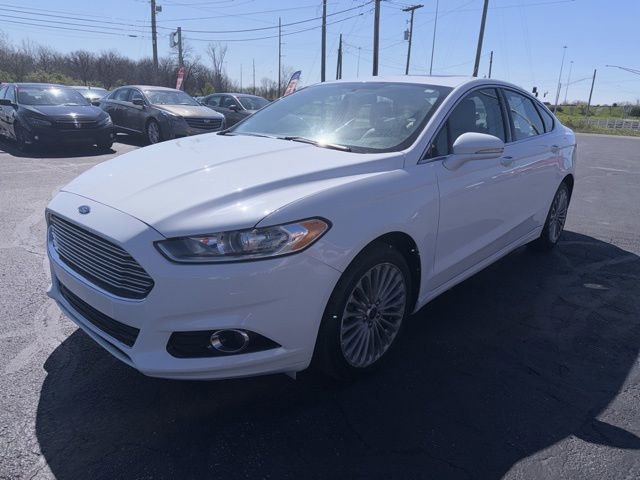 Used 2016 Ford Fusion Titanium FWD image 3