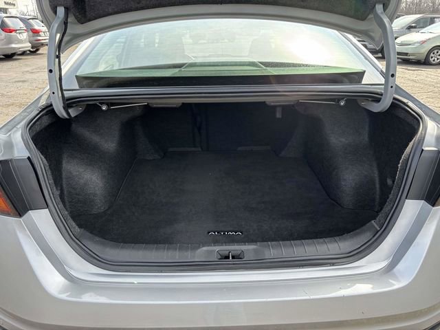 Used 2024 Nissan Altima 2.5 SV image 33
