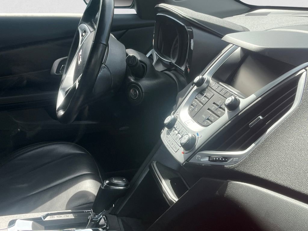 Used 2017 GMC Terrain SLT AWD/4WD image 5