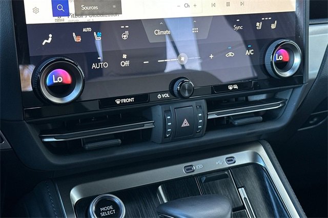 Used 2025 Lexus GX 550 image 22