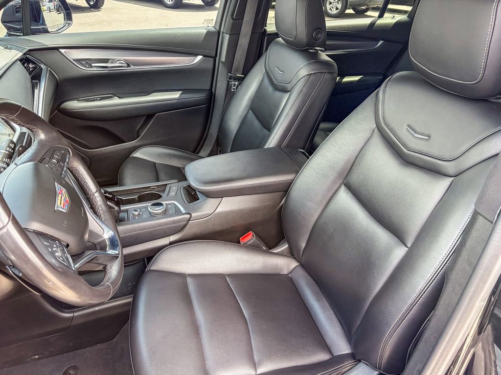 Used 2023 Cadillac XT6 Luxury FWD image 37