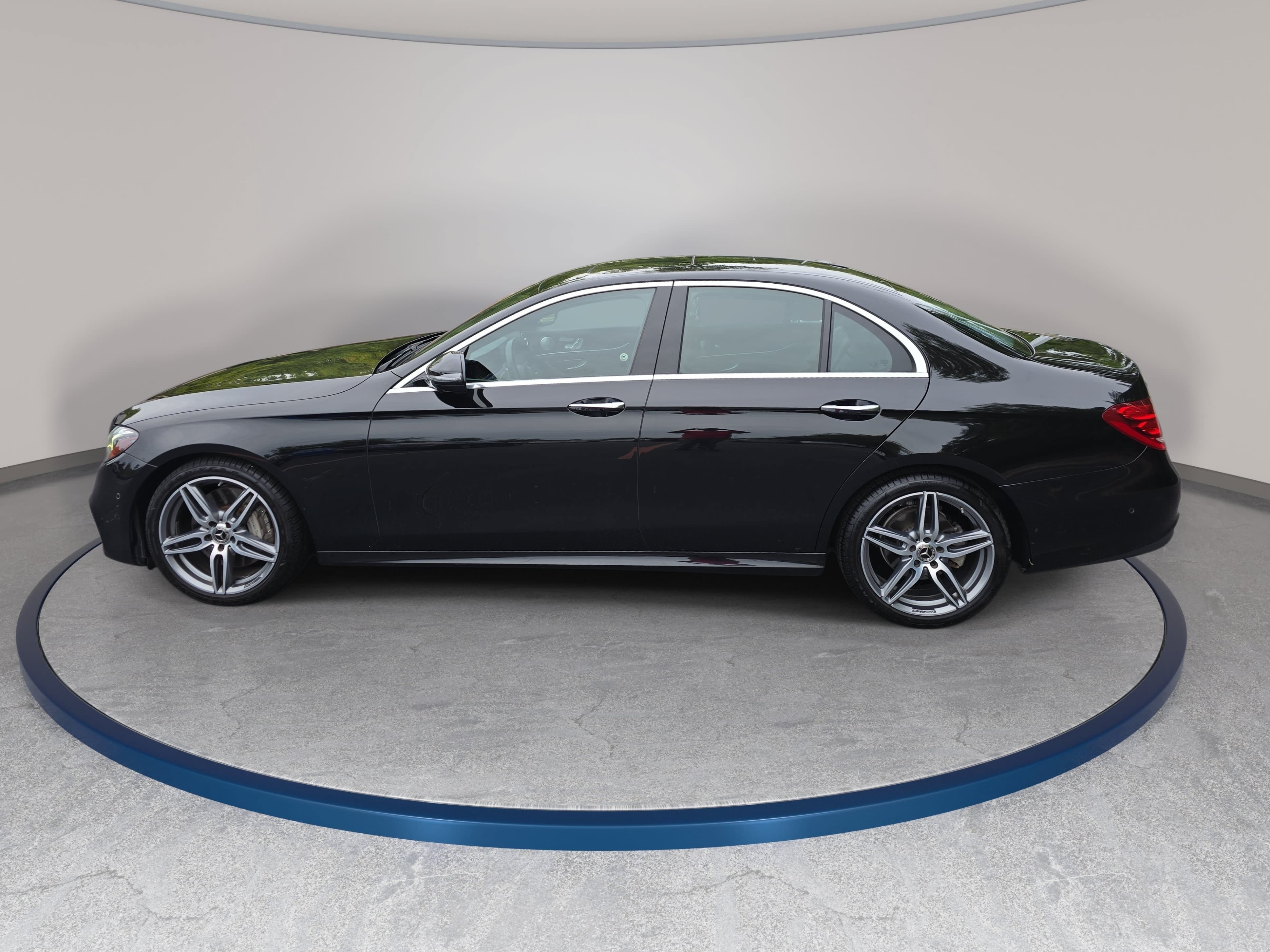 Used 2020 Mercedes-Benz E 350 Sedan image 8