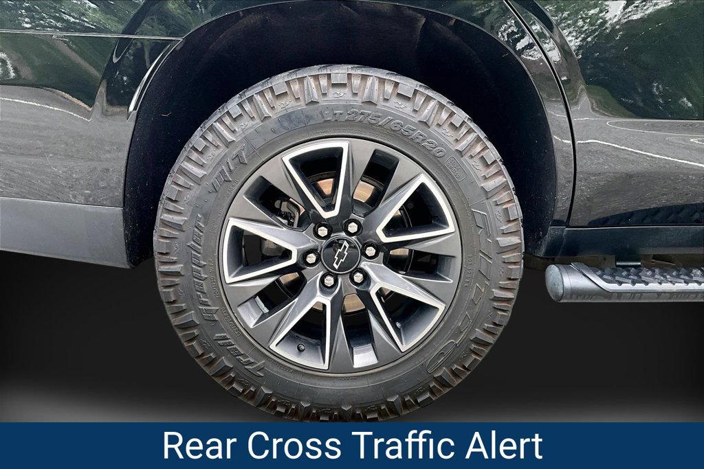 Certified 2023 Chevrolet Tahoe Z71 w/ Luxury Package AWD/4WD image 39
