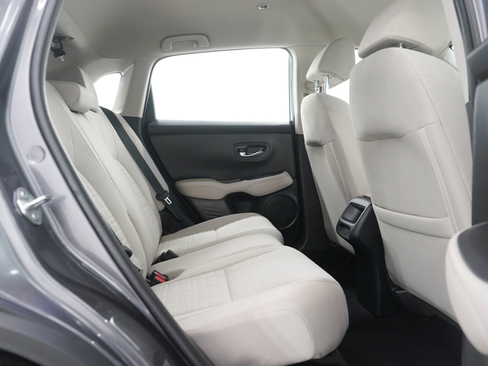 Used 2023 Honda HR-V LX image 12