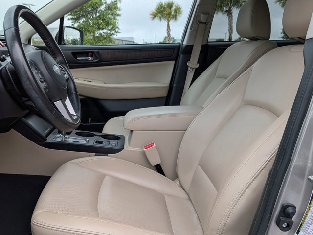 Used 2017 Subaru Outback 2.5i Limited AWD/4WD image 11