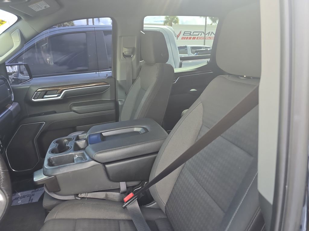 Used 2022 GMC Sierra 1500 Elevation image 17