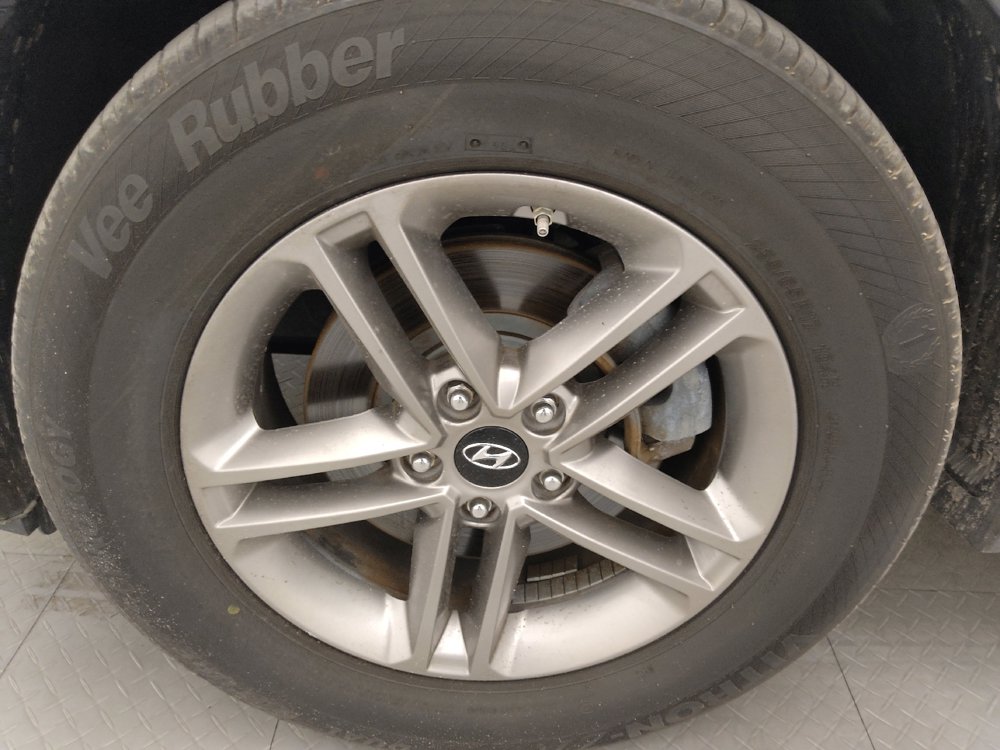 Used 2018 Hyundai Santa Fe Sport FWD image 31
