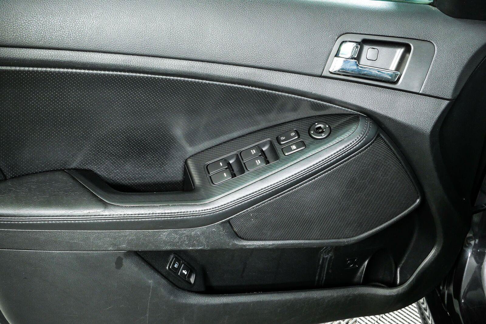 Used 2011 Kia Optima SX FWD image 6