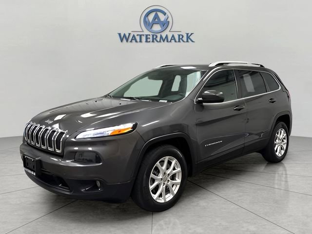 Used 2018 Jeep Cherokee Latitude Plus w/ Comfort/Convenience Group image 1